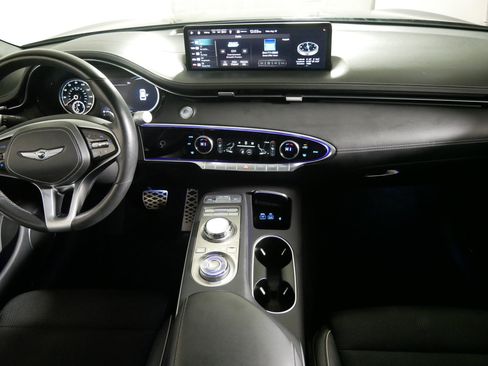 Used 2022 Genesis GV70 2.5T w/ Sport Prestige Package AWD/4WD image 10