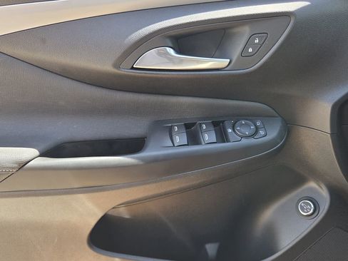 Used 2024 Buick Envista Preferred w/ Convenience I Package FWD image 21