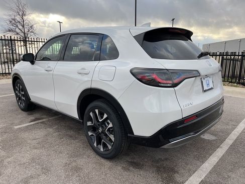 New 2026 Honda HR-V EX-L image 4