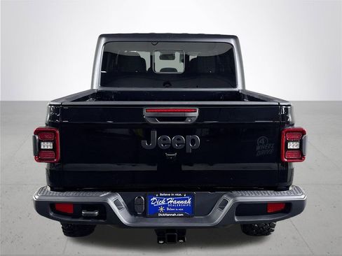 New 2025 Jeep Gladiator Willys image 7