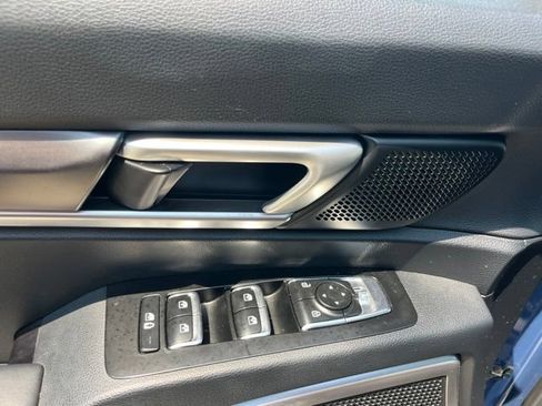 Used 2025 Kia Telluride S FWD image 12