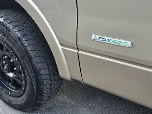 Used 2011 Ford F150 Lariat AWD/4WD image 11