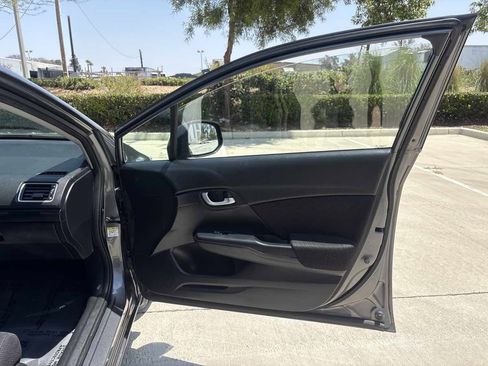 Used 2013 Honda Civic LX image 13