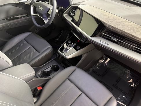Used 2024 Audi Q4 e-tron Premium Plus w/ Premium Plus AWD/4WD image 15