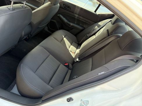 Used 2025 Nissan Altima 2.5 SV image 25