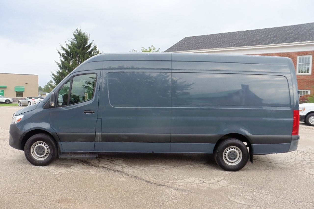 Used 2019 Mercedes-Benz Sprinter 170 image 25