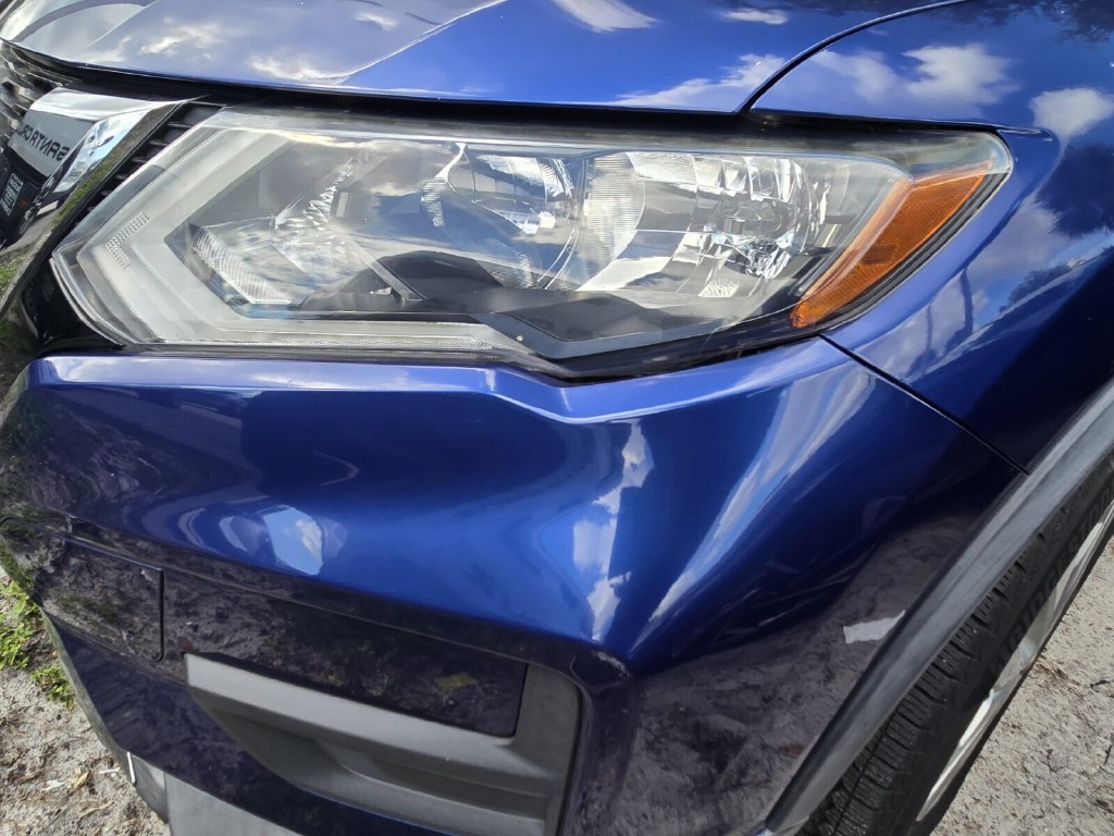 Used 2018 Nissan Rogue S FWD image 11