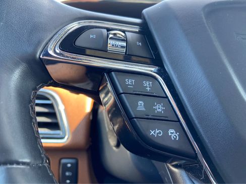 Used 2024 Lincoln Navigator Reserve AWD/4WD image 31