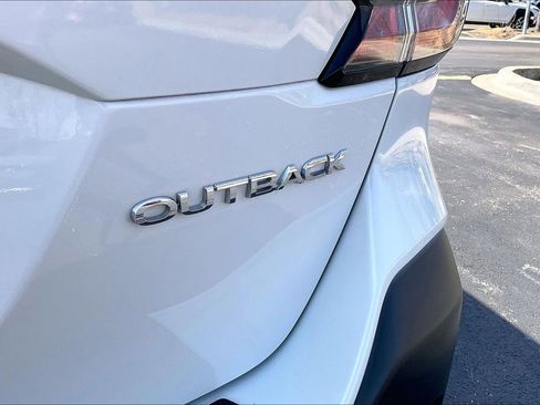 Used 2021 Subaru Outback Premium w/ Popular Package #1 AWD/4WD image 9