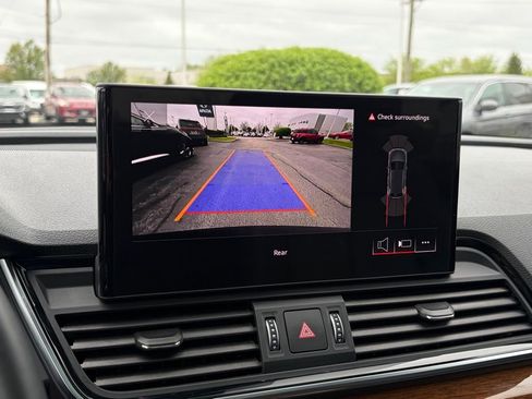 Used 2023 Audi Q5 2.0T Premium w/ Convenience Package AWD/4WD image 36