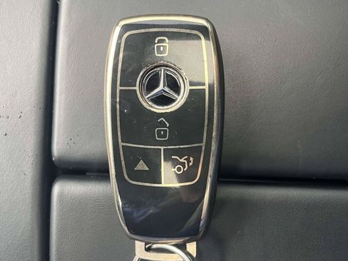 Certified 2021 Mercedes-Benz GLE 53 AMG 4MATIC image 4
