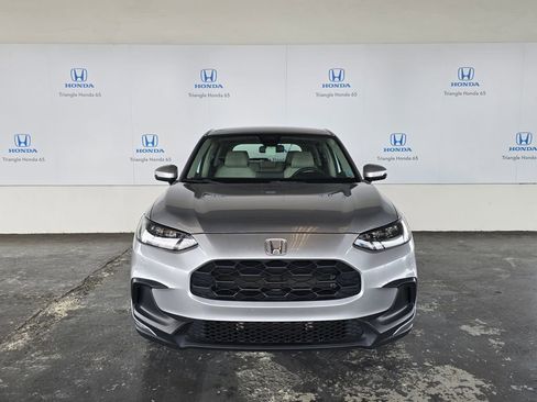 Used 2024 Honda HR-V LX image 2