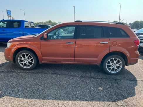 Used 2011 Dodge Journey Crew w/ Driver Convenience Group AWD/4WD image 5
