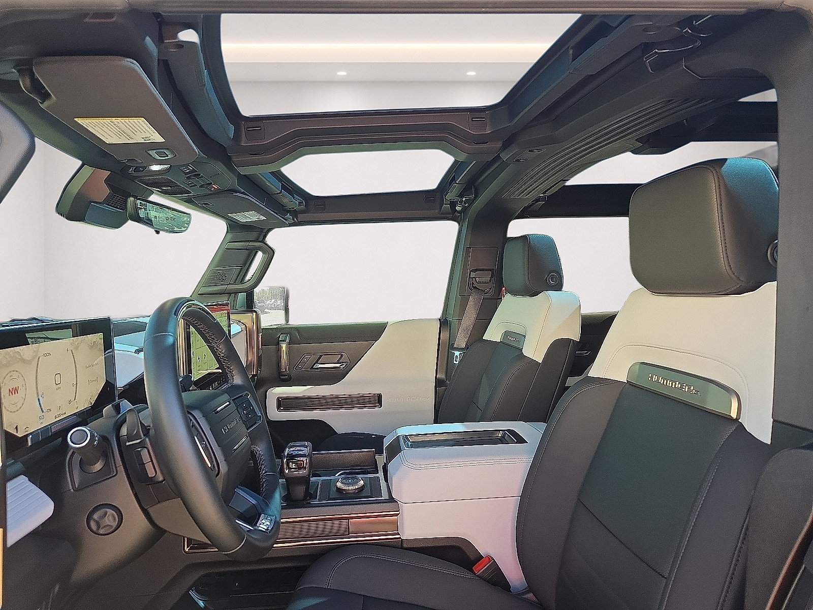 Used 2024 GMC Hummer EV 3X w/ Omega Edition AWD/4WD image 9
