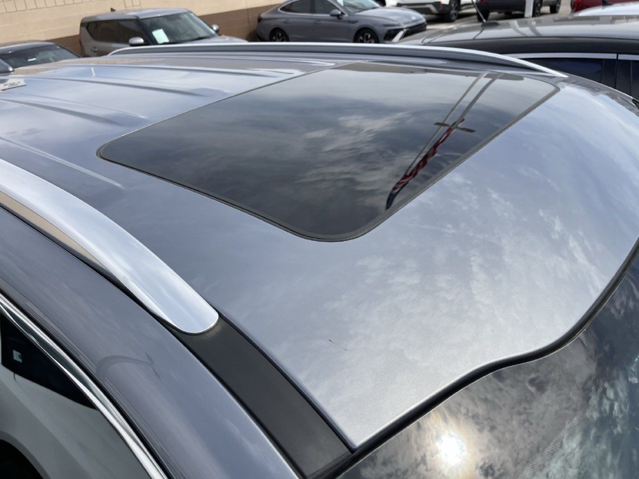 Used 2020 Kia Telluride EX w/ EX Premium Package FWD image 5