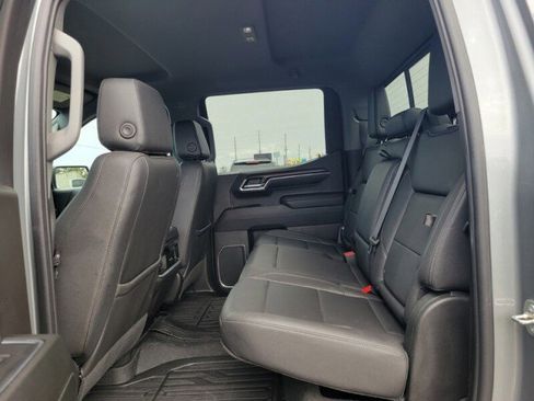 Used 2024 GMC Sierra 1500 SLT w/ SLT Premium Plus Package image 28