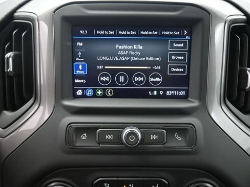 Used 2023 Chevrolet Silverado 2500 Custom w/ Custom Convenience Package AWD/4WD image 8