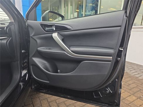 Used 2025 Mitsubishi Eclipse Cross SE AWD/4WD image 29