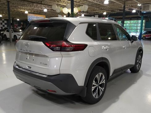 Used 2023 Nissan Rogue SV w/ SV Premium B Package AWD/4WD image 8