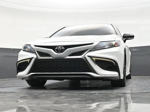 Used 2024 Toyota Camry XSE FWD image 28