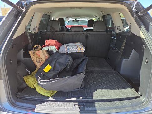 Used 2023 Volkswagen Atlas SE image 6