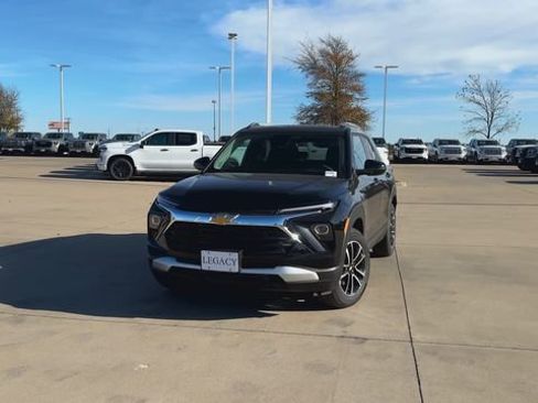 New 2026 Chevrolet TrailBlazer LT w/ Convenience Package image 4