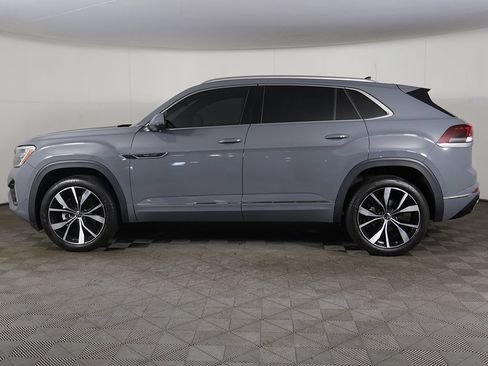 Used 2024 Volkswagen Atlas Cross Sport SEL Premium R-Line AWD/4WD image 19