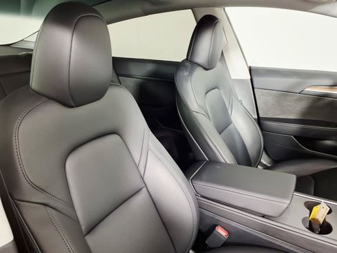 Used 2023 Tesla Model 3 Standard Range RWD image 10