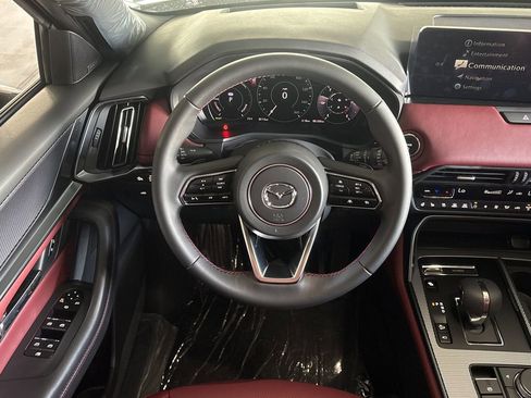 New 2025 MAZDA CX-70 Plug-In Hybrid w/ Premium Plus AWD/4WD image 14