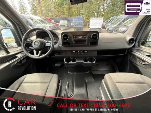 Used 2019 Mercedes-Benz Sprinter 170 image 14