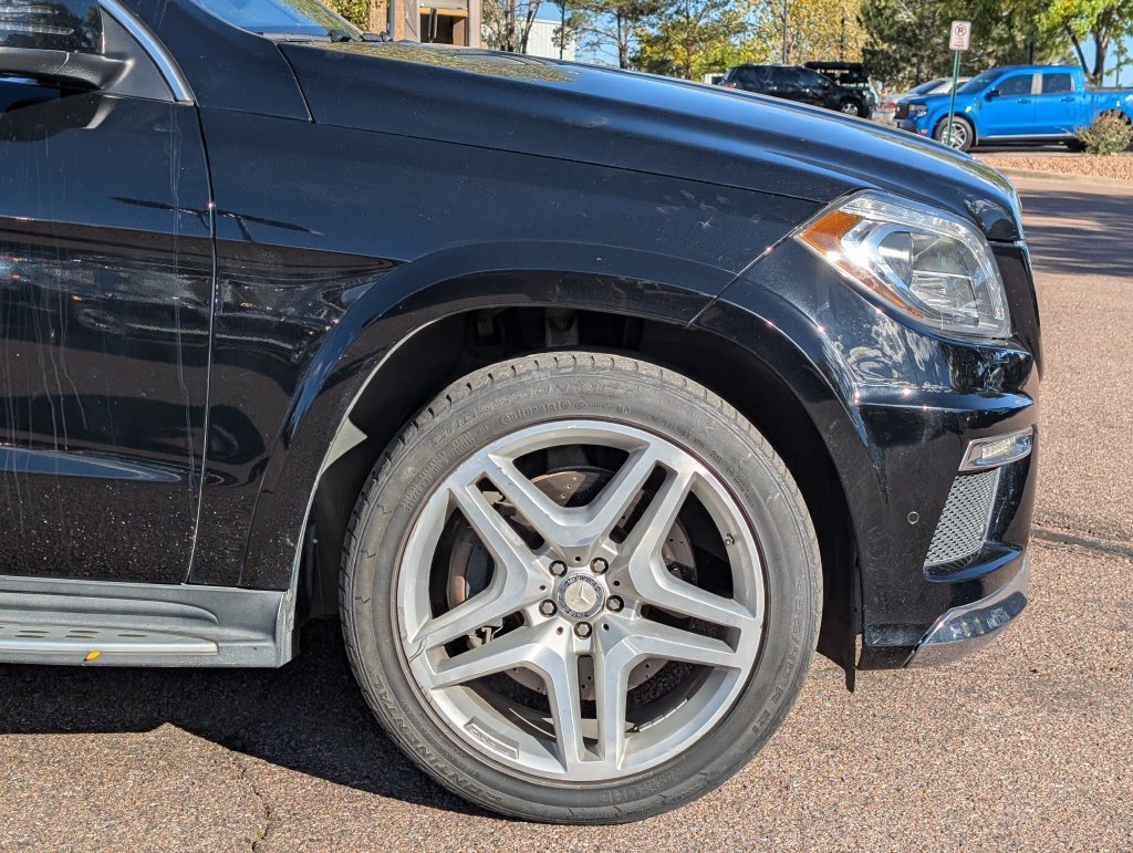 Used 2016 Mercedes-Benz GL 550 4MATIC image 9