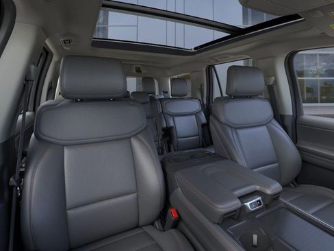 New 2025 Ford Expedition Active AWD/4WD image 11