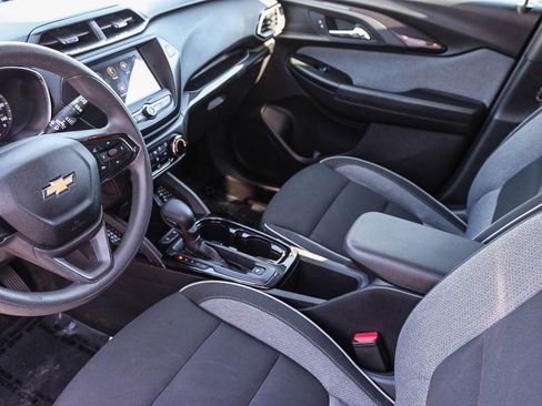 Used 2023 Chevrolet TrailBlazer LT image 19