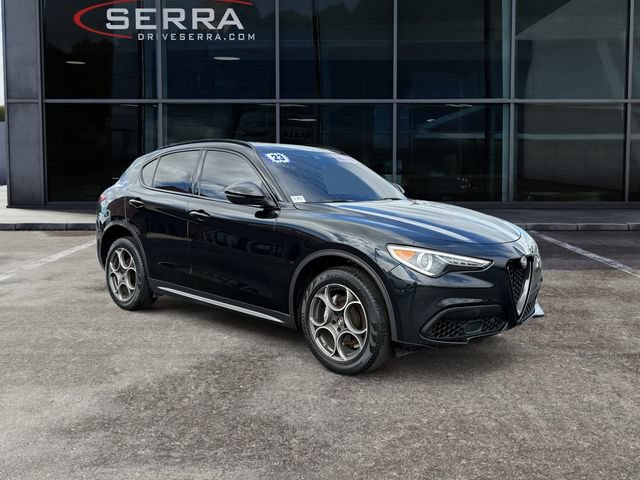 Used 2023 Alfa Romeo Stelvio Ti AWD/4WD image 7