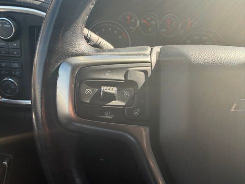 Used 2021 Chevrolet Silverado 1500 LT Trail Boss w/ Convenience Package II AWD/4WD image 15