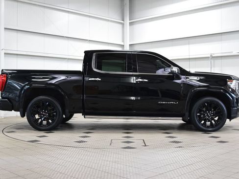 Used 2024 GMC Sierra 1500 Denali AWD/4WD image 9