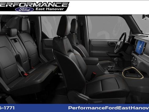 New 2026 Ford Bronco Badlands image 5