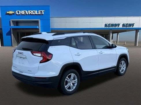 Used 2024 GMC Terrain SLE w/ Driver Convenience Package AWD/4WD image 5