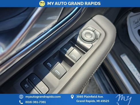 Used 2021 Chevrolet Tahoe LT AWD/4WD image 11