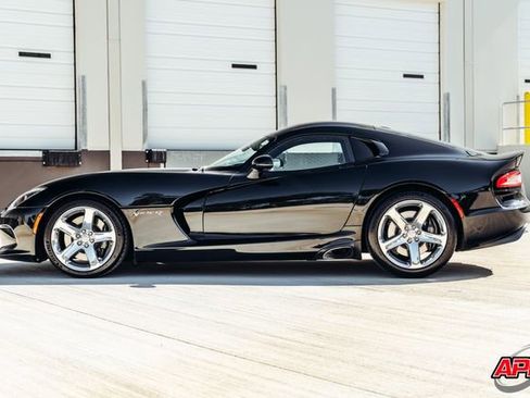 Used 2017 Dodge Viper SRT-10 RWD image 39
