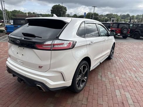 Used 2019 Ford Edge ST w/ Cold Weather Package AWD/4WD image 14