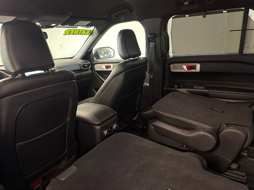 Used 2020 Ford Explorer Limited w/ Hybrid Equipment Group 310A AWD/4WD image 70