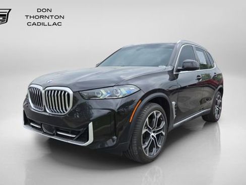 Used 2024 BMW X5 xDrive40i w/ Premium Package AWD/4WD image 1