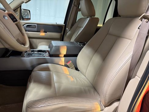 Used 2011 Ford Expedition XLT w/ 201A Rapid Spec Order Code image 5