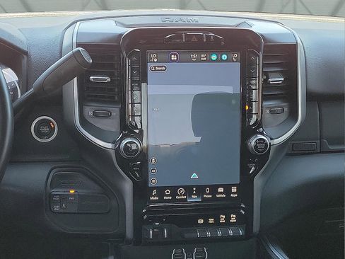 Used 2024 RAM 2500 Lone Star w/ Sport Appearance Package image 10