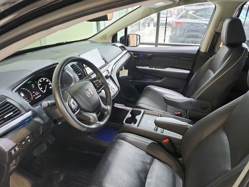 Used 2025 Honda Odyssey Elite image 12