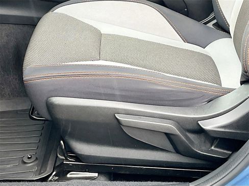 Used 2022 Subaru Crosstrek 2.0i Premium image 18