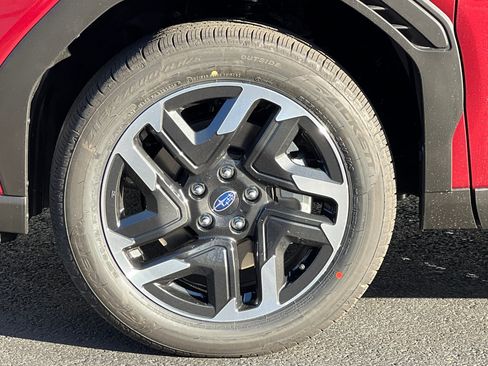 New 2025 Subaru Forester Limited image 26