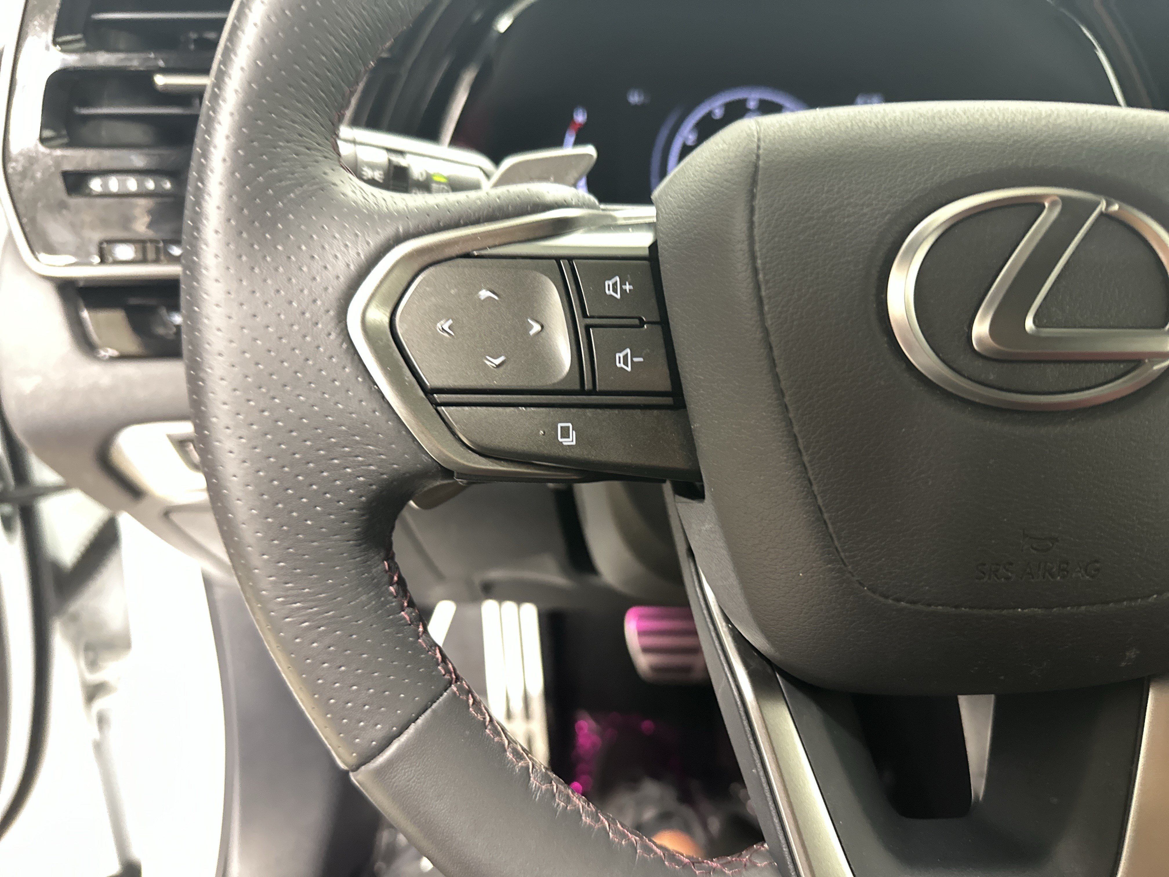 Certified 2023 Lexus RX 350 F Sport w/ Accessory Package AWD/4WD image 20