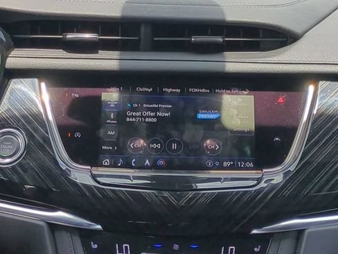 Used 2025 Cadillac XT6 Premium Luxury FWD image 21